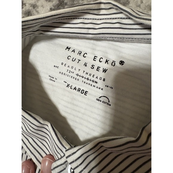 Marc Ecko Cut & Sew Button Up Shirt Mens L White Blue Striped Long Sleeve Cotton - Picture 4 of 7